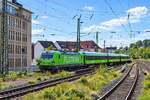 Flixtrain 193 443 (91 80 6193 443-9 D-ELOC) mit dem FLX 1321 von K�ln Hbf nach Berlin Hbf, am 12.10.2026 in Bielefeld Hbf.