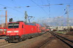 Am 30.12.2012 erreicht 146 213 mit Re Heidelberg-Stuttgart den Bahnhof Bietigheim-Bissingen.