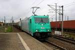 185 633-5 der ITL logistics GmbH als Kesselzug durchfährt den Bahnhof Bitterfeld auf Gleis 2. [24.9.2017 | 16:03 Uhr]
