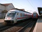 IC Steuerwagen der Bauart Bimdzf am 26.04.2007. Dies ist der IC 2451 von Halle(Saale)Hbf nach Stralsund in falscher Zugfolge, denn hier msste 101 047-9  DFV Deutscher Feuerwehr Verband , die da geschoben hat, vorne sein.