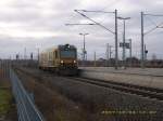 Dieses Schienenfahrzeug kam am 04.12.07 durch den Bahnhof Bitterfeld.
