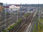 Gleisanlagen des Bf Bitterfeld von der Zrbiger Brcke Richtung Sden aus gesehen.