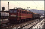 171013 steht hier am 19.2.1994 um 13.58 Uhr mit dem P 8684 in Richtung Elbingerode auf Gleis 2 im Bahnhof Blankenburg.