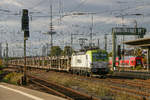 193 781-2 Captrain mit leeren Autotransportzug in Bremen Hbf, am 29.09.2018.