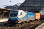 182-912-6 zieht ihren Containerzug durch Bremen. 19.2.15