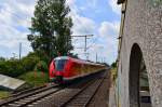 Bei der Einfahrt in Büttgen ist hier ein S8 Zug nach Hagen am Sonntag Mittag bei schönstem Wetter zu sehen...14.6.2015