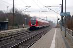 Die RB von Lutherstadt Wittenberg nach Leipzig Hbf hlt am 06.12.08 in Burgkemnitz.