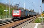 185 076 bespant am 19.04.09 den LKW-Walter durch Burgkemnitz Richtung Halle(S).