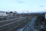 Blick auf die Gleisanlagen in Darmstadt Hbf am 02.04.2024, mit den außenliegenden Gleisen 18 und 19.