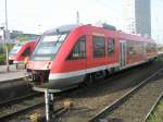 Hier eine am 25.4.2009 in Dortmud Hbf. ausfahrende Regionalbahn nach Dsseldorf.