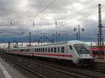 Nix mit KISS-Zug der Westbahn für die Direktverbindung Dresden - Rostock. Den ersten IC 1278 bringt D-DB 51 80 80-95 260-0 Bimmdcf geschoben von 101 115; Dresden Hbf, 15.12.2019
