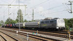 railadventure-Zug; vorn die 139 558 (91 80 6139 558-1 D-RADVE) und hinten die 111 215 (9180 6 111 215-0 D-RADVE); Dresden Hbf.