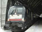 Gemietete MRCE ES 64 U2-001  kam mit dem IC aus Hamburg im Dresdner HBF. an.