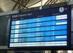 Jetzt neu im Dresdner HBF 2 neue Digitale Anzeigen weil bei den alten zu oft die Module klemmten oder gewechselt werden mussten.
Dresden 29.12.10