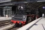 23 1019 mit einem Sonderzug des Lausitzer Dampflokclubs mit Fahrziel Bad Schandau am 23.06.2012 auf Gleis 3 in Dresden Hbf.