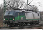 European Locomotive Leasing 193 215 wartet am 19 Februar 2017 im Bahnhof Dresden auf Streckenfreigabe.