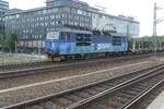 zum ersten Mal in diesem Jahr die 372 012 mit dem Auto-Leerzug Richtung Mlada Boleslav bei der Durchfahrt durch Dresden Hauptbahnhof im Mai 2026