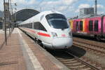 ein versp�teter ICE/T mit einem nicht zu identifizierenden 411 ist vom Fahrdienstleiter auf das Gleis 12 geleitet worden und wird nun Richtung Dresden-Reick weggefahren 