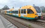 Es ist doch sch�n, wenn man bei dem ansonsnsten vorherrschernden Vectron- und Traxx-Einerlei man ab und zu auch andere Fahrzeuge angeboten bekommt und gleich solche guten; im TRILEX Ersatzverkehr f�r die RE1 von Dresden nach G�rlitz steht der Stadler GTW 2/6 646 045 im Verein mit dem 646 043 der ODEG im September 2026 in Bereitschaft in Dresden Hbf. 