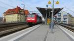 146 017 zieht ihren RE50 nach Dresden Hbf am 25.03.2017 ohne Halt durch den S-Bahn Haltepunkt Dresden Bischofsplatz
