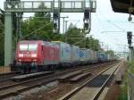 145 001+LKW Zug am 19.7.11 in Dresden-Strehlen auf dem Weg nach Pirna 