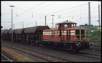 DKB Diesellok V 24 mit Güterzug im Bahnhof Düren am 13.5.1995.