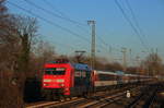 Am 01.03.2021 zog 101 068 den EC8 nach Hamburg-Altona durch Düsseldorf-Oberbeilk.