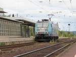 185 152-6 beim Umsetzen in Eichenberg. Aufgenommen am 23.06.2011.