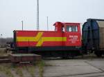 Eine 312 ist am 11.04.2008 fr den Verschub von Gterwagen in der Einsatzstelle Mukran zustndig.