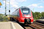 442 709 DB (Bombardier Talent 2) als RE 18392 (RE10) von Cottbus nach Leipzig Hbf erreicht den Bahnhof Falkenberg(Elster) auf Gleis 6.