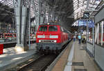 Mal im Archiv gekramt: Am 11.08.2007 wird in Frankfurt/Main Hbf der Sonderzug Richtung Koblenz zur Veranstaltung  Rhein in Flammen  bereitgestellt.