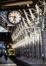 In Frankfurt ticken die Uhren besonders schnell.