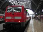 Eine 110er mit 6 Dosto-Wagen am 03.04.08 in Frankfurt am Main Hbf!