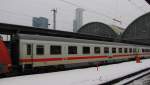 D-DB 61 80 19-91 516-3 Avmz im EC 117 nach Klagenfurt Hbf, in Frankfurt (M) Hbf; 22.12.2010