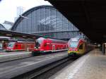 DB Regio Steuerwagen Bauart Wittenberge + Doppelstocksteuerwagen + HLB FLirt 429 548 am 30.12.15 in Frankfurt am Main Hbf 