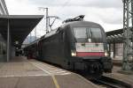 ES 64 U2-074 (182 574-4) am 09.03.2013 mit EC6 in Freiburg (Breisgau) Hbf.