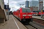 Am Morgen des 24.05.2014 stand die Freiburger 146 233-2  Donaueschingen  zusammen mit der 111 062-6  Neuenburg (Baden)  und der RB 26701 (Offenburg - Freiburg (Brsg) Hbf) im Endbahnhof.
