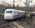 401 001 (GIESSEN) als ICE-Sprinter 931 Berlin - Frankfurt in Fulda, 02.04.2025