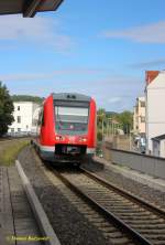 RE 3 nach Altenburg fährt am 18.9.2015 in den Bahnhof Gera-Süd ein. Kurz vorher war er im Hauptbahnhof Gera losgefahren. RE 3 verbindet Erfurt mit Altenburg.