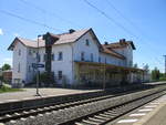 Das Bahnhofsgebäude von Gerstungen am 29.Mai 2020.