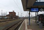 Ein Teil vom für die ICs von und nach Gera Hbf genutzten Bahnsteig 5 am 04.03.2022 in Gotha.