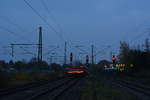 Nachschuss auf den RE8 Verstärker in Grevenbroich. Dadurch das auf Gleis 3 sonst nur Dieseltriebzüge verkehren blitzte es an der Oberleitung kräftig.

Grevenbroich 11.11.16