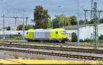 223 062-1 (Siemens ER 20) wurde in Halle(Saale)Hbf südlich der Westseite abgestellt und von Bahnsteig 6/7 fotografiert.