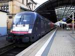 182 505 MRCE mit (A)By-Wagen der Bauart Halberstadt von DB Regio Südost als RB20 von Eisenach hat ihren Endbahnhof Halle(Saale)Hbf auf Gleis 7 erreicht.