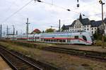 DBpbzfa 668.2 mit Schublok BR 146.5 DB als IC 2444 (Linie 55) von Dresden Hbf nach Kln Hbf erreicht Halle(Saale)Hbf auf Gleis 1. Hier aufgenommen vor dem Gebude der ehemaligen Reichsbahndirektion (Rbd) Halle. [9.9.2017 - 17:08 Uhr]