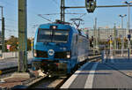 Da musste es schnell gehen:  192 003-2 (Siemens Smartron) rauscht als Tfzf durch Gleis 6 von Halle(Saale)Hbf Richtung Merseburg Hbf.