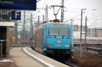 101 016 schiebt am 22.02.09 den IC 2048 aus dem Hbf Halle(S). 