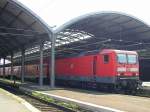 143879 mit einer RB in Halle(S)Hbf.