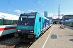 DB Regio 245 211-8 mit dem RE6 nach Sylt am 19.07.19 in Hamburg Altona 