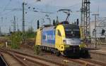 182 525 rangiert zur Abstellung am 04.07.14 ins Vorfeld von Hamburg-Altona.